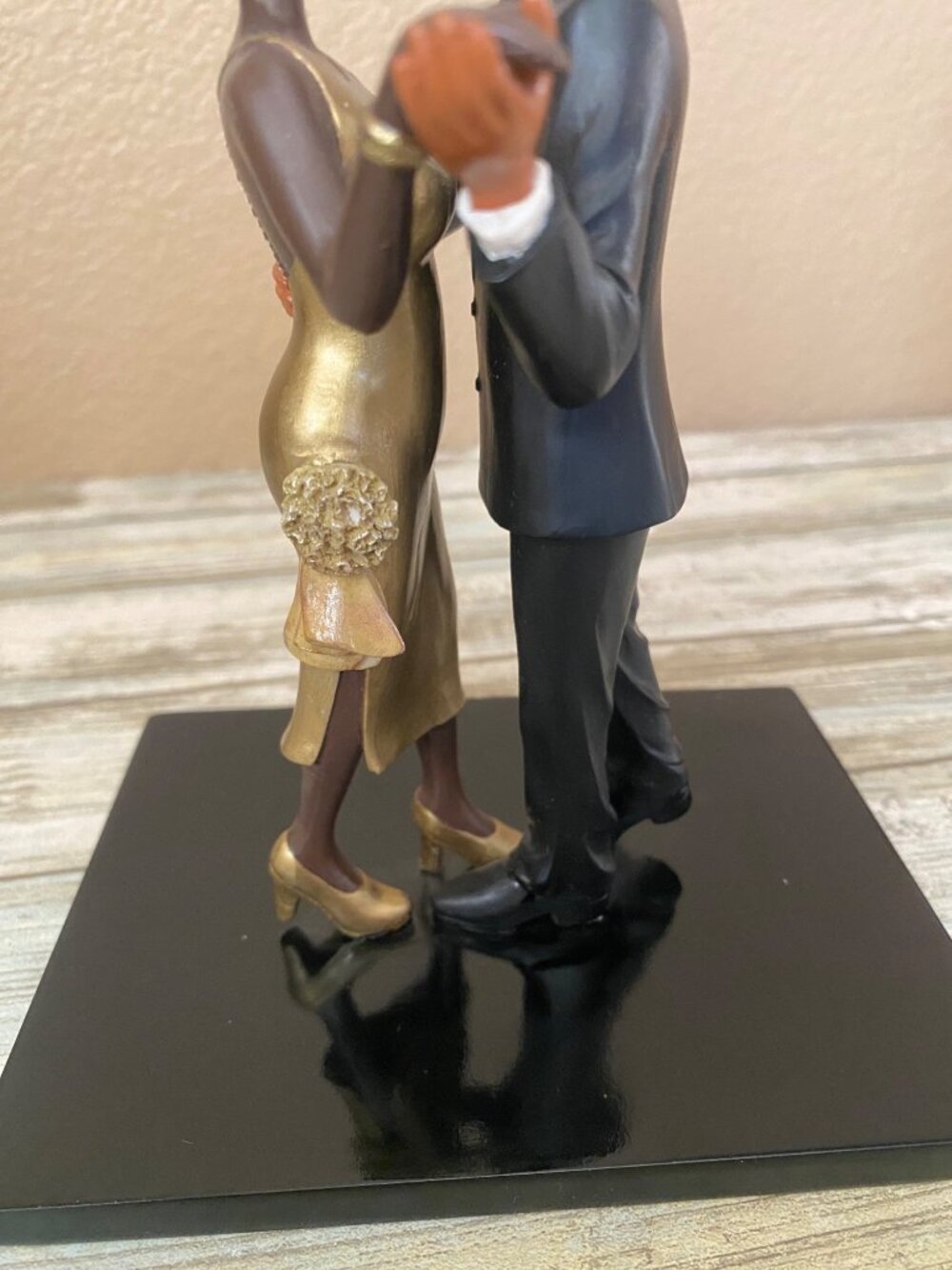 2002 Sass ’n Class Annie Lee "A Scene from RSVP" African American Decor 6" H - Picture 7 of 13